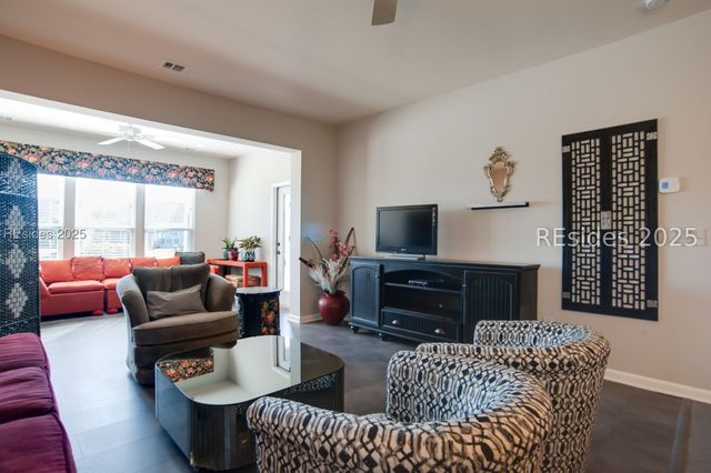 399 Heathwood Dr, Okatie, SC 29909