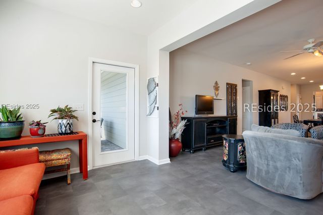 399 Heathwood Dr, Okatie, SC 29909