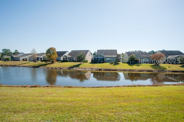 399 Heathwood Dr, Okatie, SC 29909