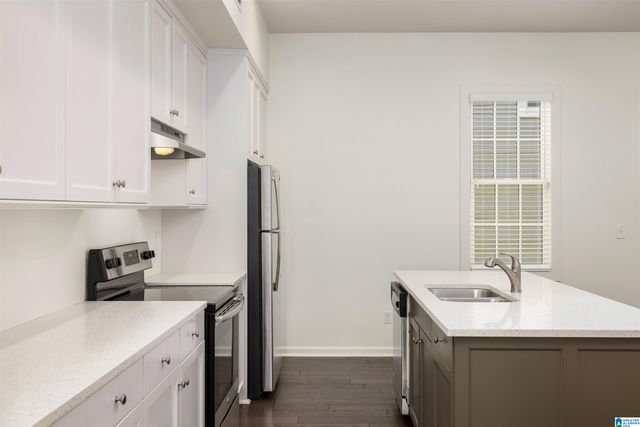 3713 6TH AVENUE, Birmingham, AL 35222