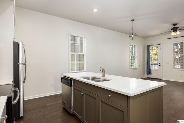 3713 6TH AVENUE, Birmingham, AL 35222