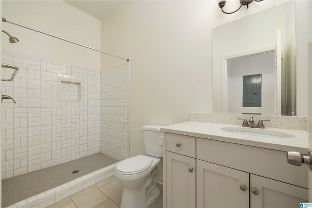 3713 6TH AVENUE, Birmingham, AL 35222