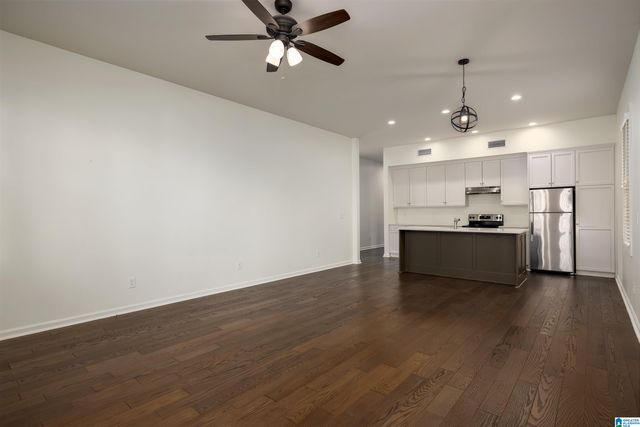 3713 6TH AVENUE, Birmingham, AL 35222