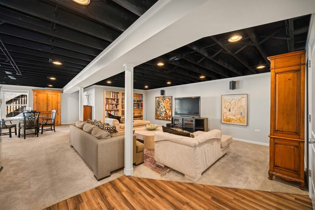 16901 Ennerdale Avenue, Lockport, IL 60441