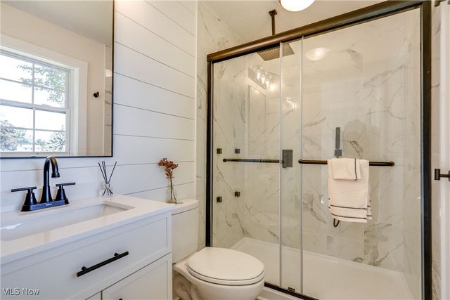 1470 Congress Lake Road, Mogadore, OH 44260