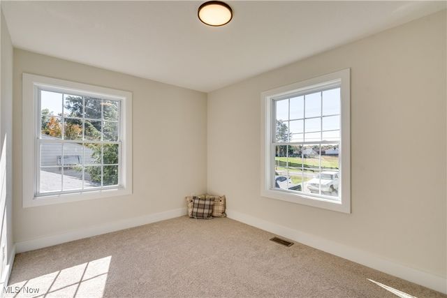 1470 Congress Lake Road, Mogadore, OH 44260