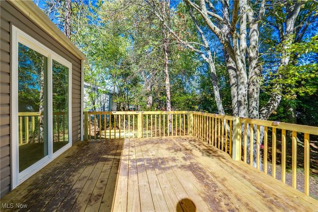 1470 Congress Lake Road, Mogadore, OH 44260