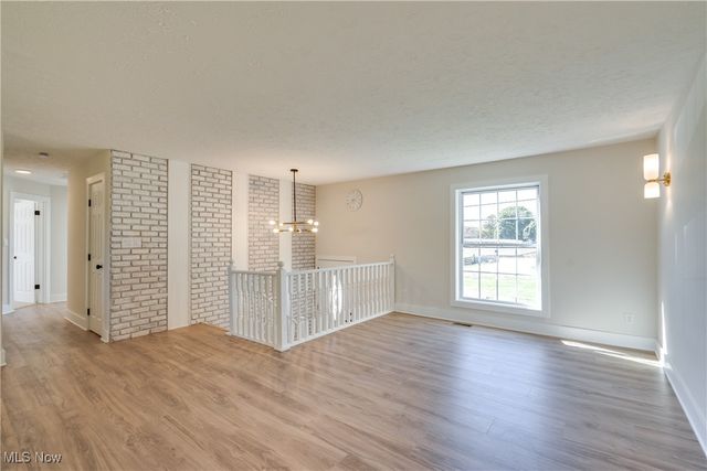 1470 Congress Lake Road, Mogadore, OH 44260