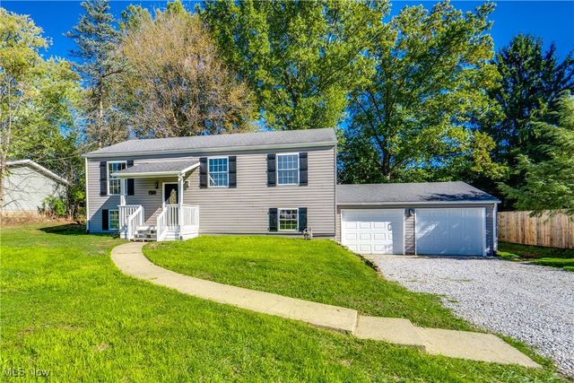1470 Congress Lake Road, Mogadore, OH 44260