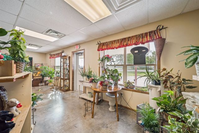 421 E Commercial Street, Inola, OK 74036