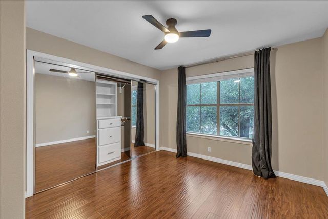 11558 Spicewood PKWY 18, Austin, TX 78750