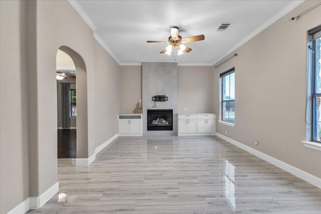 11558 Spicewood PKWY 18, Austin, TX 78750