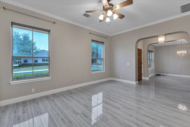 11558 Spicewood PKWY 18, Austin, TX 78750