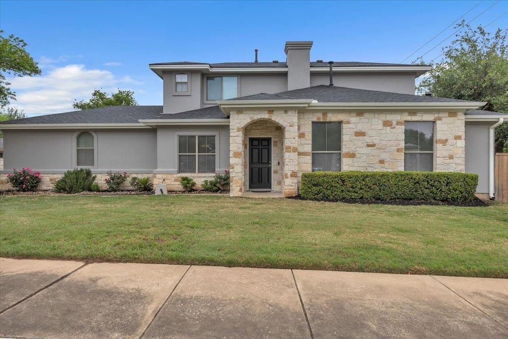 11558 Spicewood PKWY 18, Austin, TX 78750