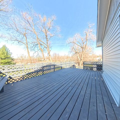 1212 E 36th Street, Des Moines, IA 50317