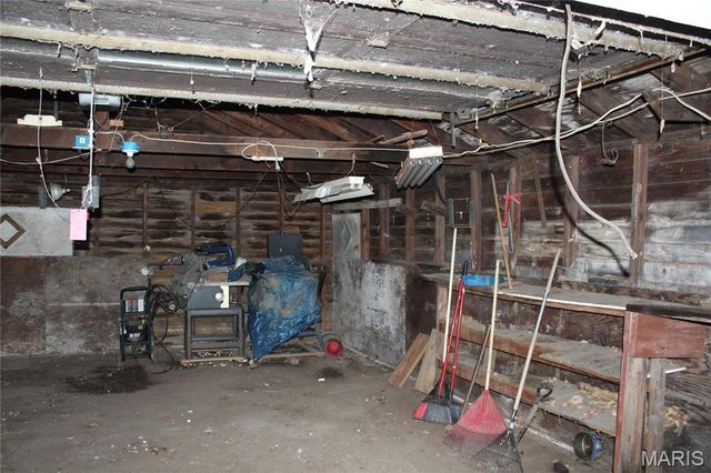 2505 Hood Avenue, St Louis, MO 63114