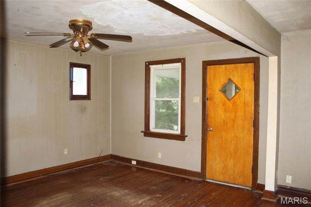 2505 Hood Avenue, St Louis, MO 63114