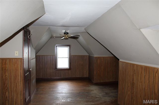 2505 Hood Avenue, St Louis, MO 63114