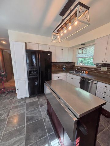 3108 Thomas Avenue, Grove City, OH 43123