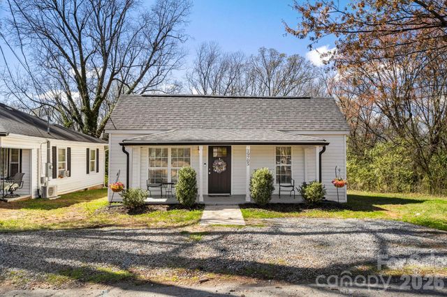 19705 S Ferry Street, Cornelius, NC 28031