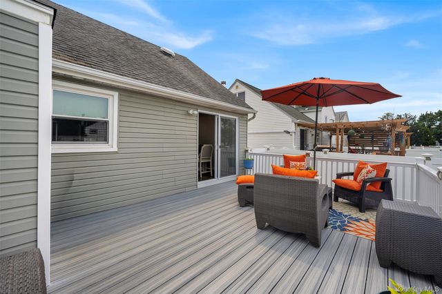 40 Martha Street, Freeport, NY 11520