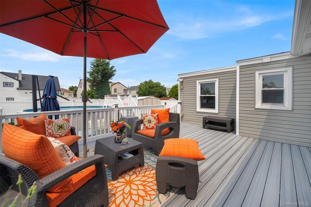 40 Martha Street, Freeport, NY 11520