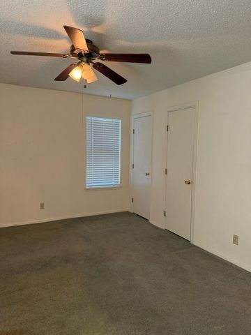 3045 Monroe Street, Commerce, TX 75428