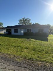 3045 Monroe Street, Commerce, TX 75428