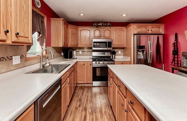 1602 3rd Avenue SW, Altoona, IA 50009