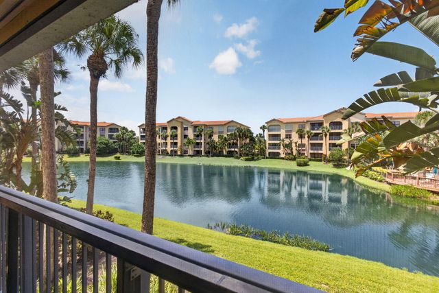 500 UNO LAGO Drive 201, Juno Beach, FL 33408
