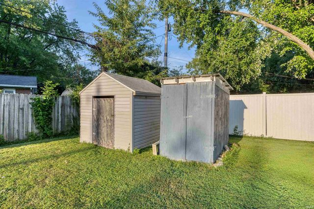 3220 Pollack Avenue, Evansville, IN 47714