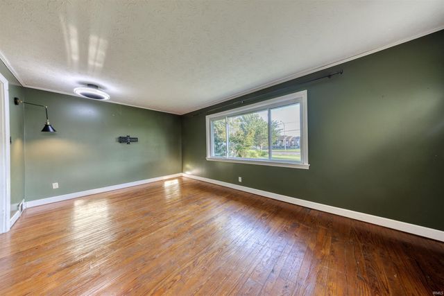 3220 Pollack Avenue, Evansville, IN 47714