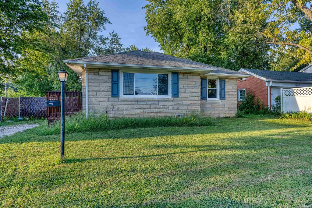 3220 Pollack Avenue, Evansville, IN 47714