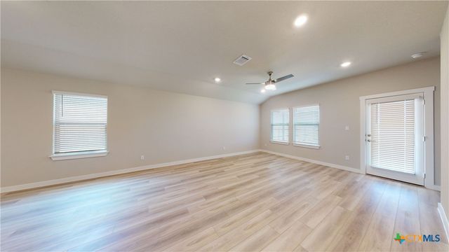 129 Louisa Drive, Killeen, TX 76549