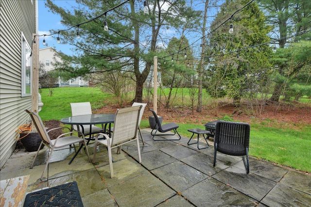 37 Fox Run Road, Essex, VT 05452