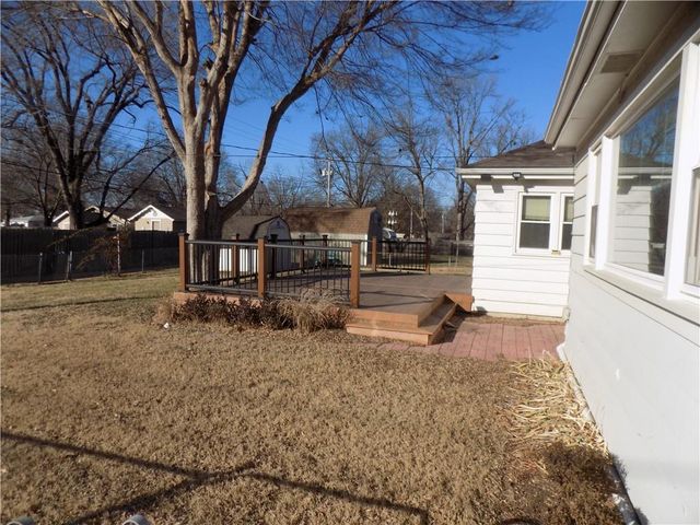 1444 S Elm Street, Ottawa, KS 66067