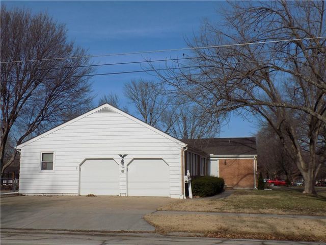 1444 S Elm Street, Ottawa, KS 66067