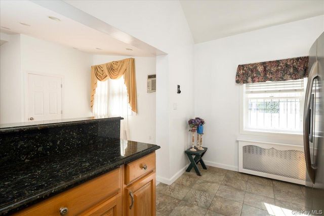 14811 10th Avenue, Whitestone, NY 11357