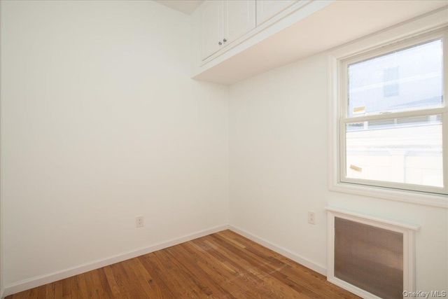 14811 10th Avenue, Whitestone, NY 11357
