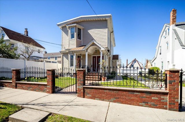 14811 10th Avenue, Whitestone, NY 11357