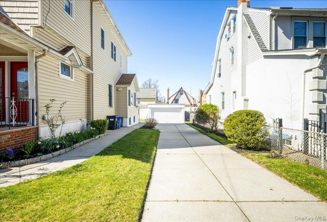 14811 10th Avenue, Whitestone, NY 11357