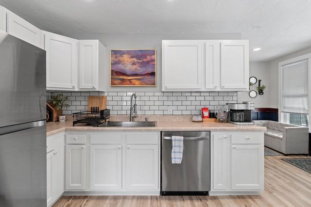 34 N 3RD STREET, Winneconne, WI 54986