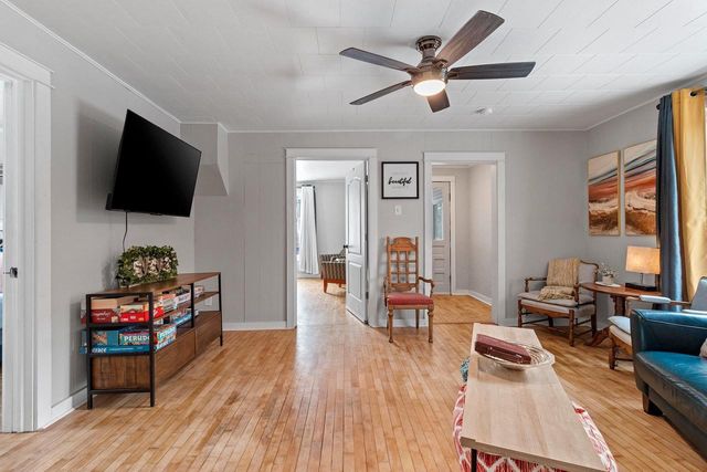 34 N 3RD STREET, Winneconne, WI 54986