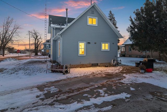 34 N 3RD STREET, Winneconne, WI 54986