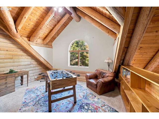 25128 LAWRENCE Rd, Junction City, OR 97448