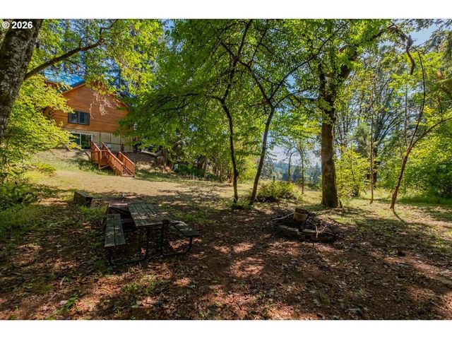 25128 LAWRENCE Rd, Junction City, OR 97448