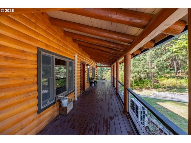 25128 LAWRENCE Rd, Junction City, OR 97448