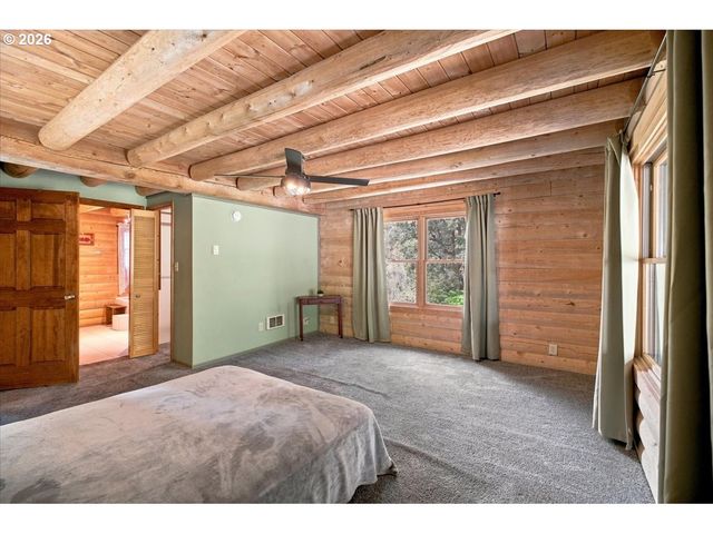 25128 LAWRENCE Rd, Junction City, OR 97448