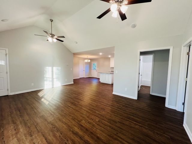 60 Myrick Rd, Flintville, TN 37335