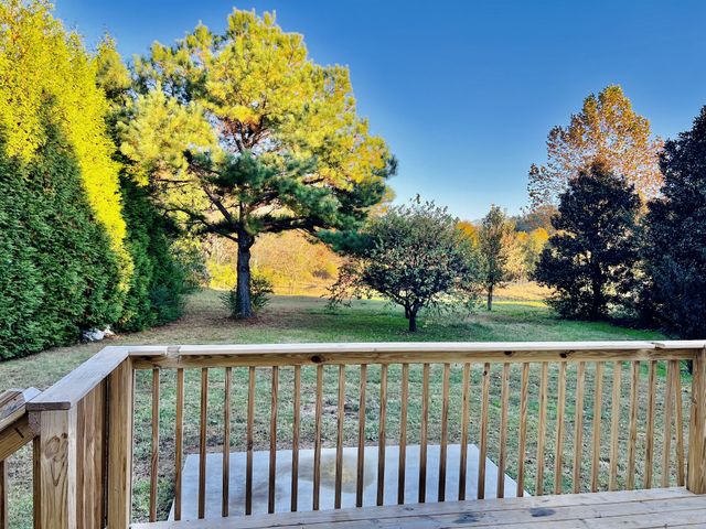 60 Myrick Rd, Flintville, TN 37335